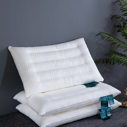 91家纺网 家纺一手货源 找家纺 九州枕芯 2023新款菱格低枕