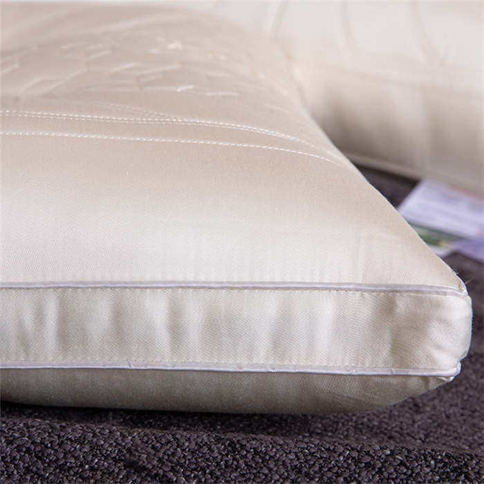 91家纺网 家纺一手货源 找家纺 九州枕芯 2023新款蚕丝乳胶保健枕