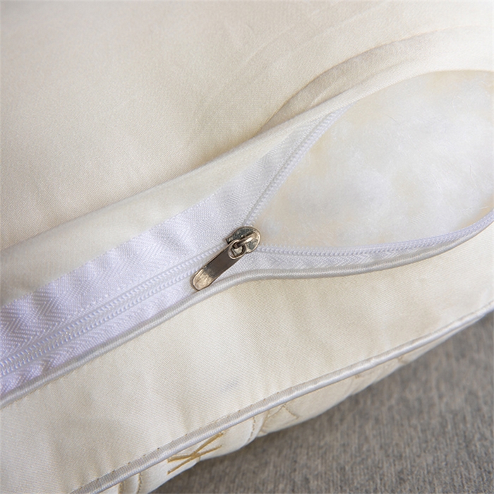 91家纺网 家纺一手货源 找家纺 九州枕芯 2023新款蚕丝乳胶保健枕