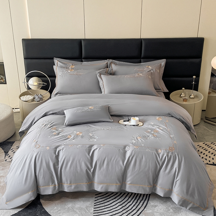 91家纺网 家纺一手货源 找家纺 绒世界2024新款全棉刺绣烟雨系列四件套 一袭烟雨-高级灰