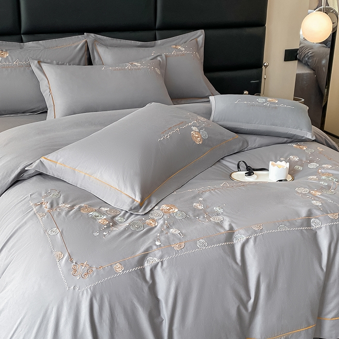 91家纺网 家纺一手货源 找家纺 绒世界2024新款全棉刺绣烟雨系列四件套 一袭烟雨-高级灰