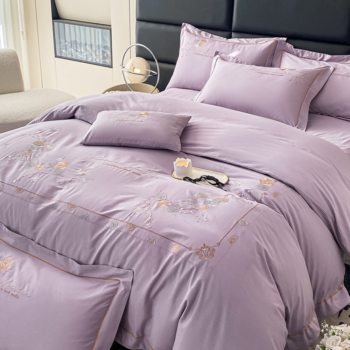 91家纺网 家纺一手货源 找家纺 绒世界2024新款全棉刺绣烟雨系列四件套 一袭烟雨-香芋紫