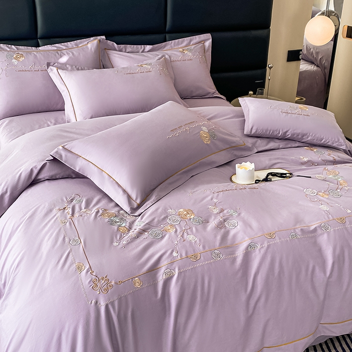 91家纺网 家纺一手货源 找家纺 绒世界2024新款全棉刺绣烟雨系列四件套 一袭烟雨-香芋紫