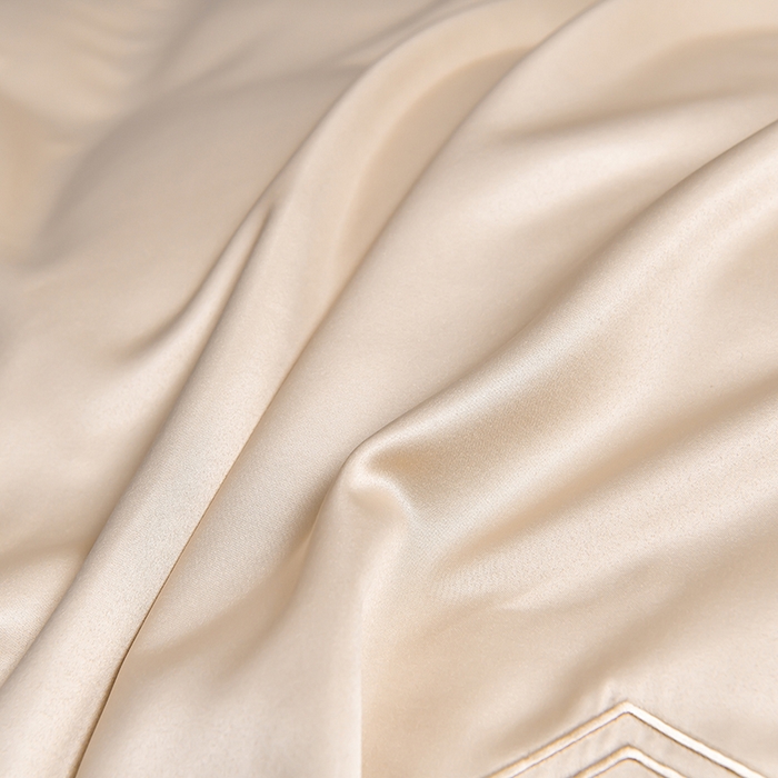 91家纺网 家纺一手货源 找家纺 绒世界  2024新款水洗天丝刺绣维也纳系列四件套 维也纳-奶茶+浅粉