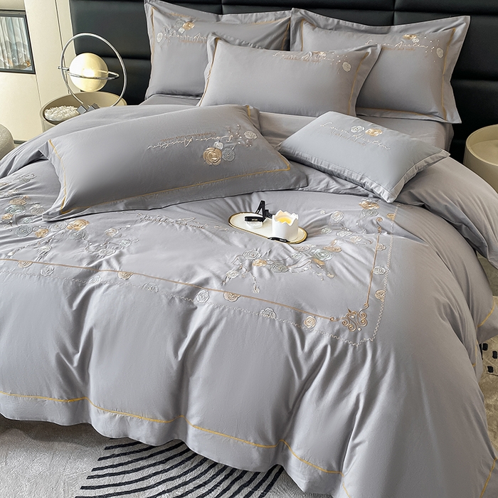 91家纺网 家纺一手货源 找家纺 绒世界2024新款全棉刺绣烟雨系列四件套 一袭烟雨-高级灰