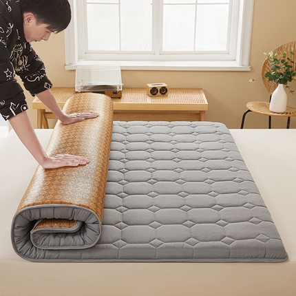 91家纺网 家纺一手货源 找家纺 美克 2025新款藤席凉席正反面两用床垫 银灰