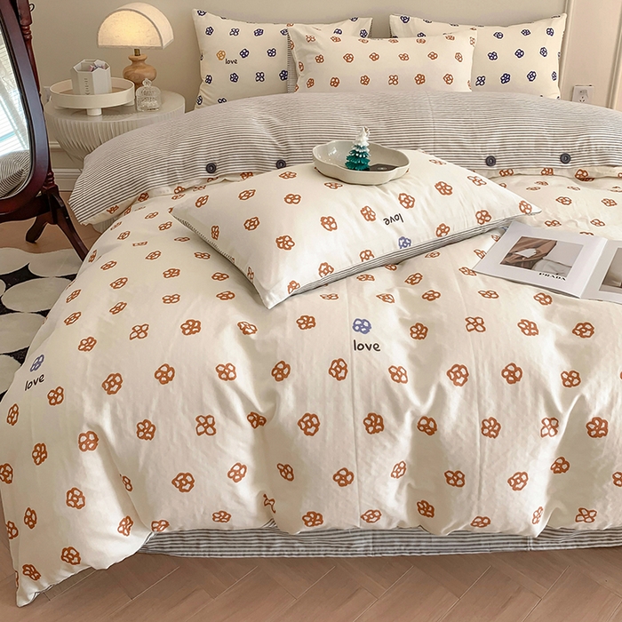 91家纺网 家纺一手货源 找家纺 澳萝拉2023新款40支双层纱纽扣款四件套  休闲时代桔