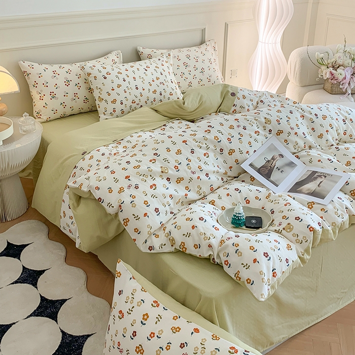 91家纺网 家纺一手货源 找家纺 澳萝拉2023新款40支双层纱纽扣款四件套  小熊花朵