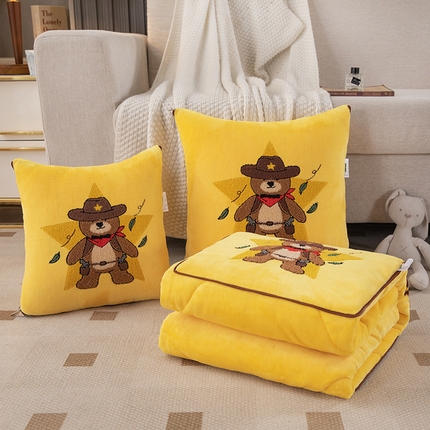 91家纺网 家纺一手货源 找家纺 （总）宝马家纺 2023牛奶绒牛仔熊抱枕被