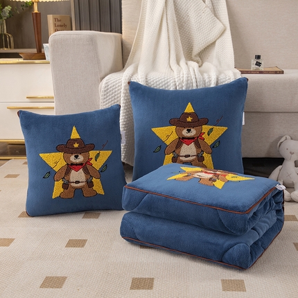 91家纺网 家纺一手货源 找家纺 （总）宝马家纺 2023牛奶绒牛仔熊抱枕被