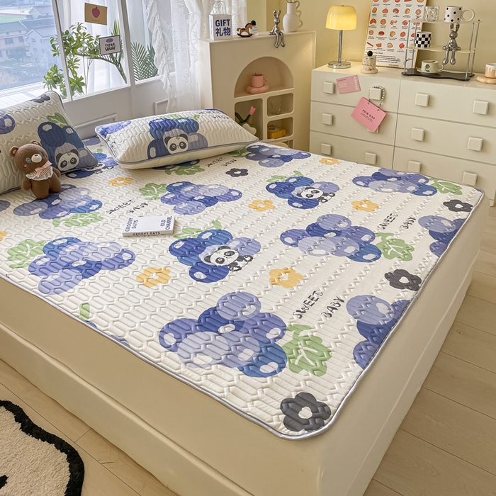 91家纺网 家纺一手货源 找家纺 金爱家 2023新款小清新凉感丝乳胶凉席三件套 爱吃葡萄