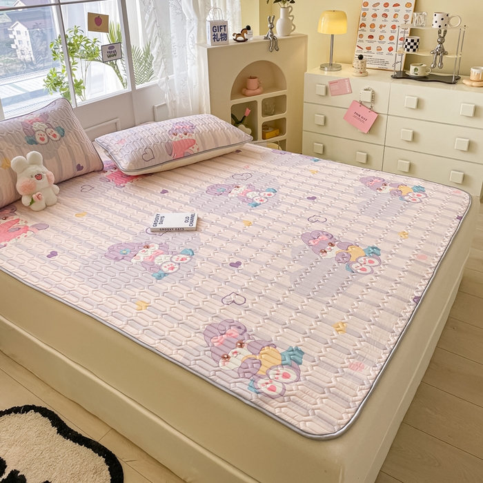 91家纺网 家纺一手货源 找家纺 金爱家 2023新款小清新凉感丝乳胶凉席三件套 爱心小兔-紫