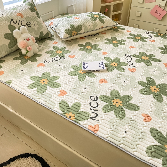 91家纺网 家纺一手货源 找家纺 金爱家 2023新款小清新凉感丝乳胶凉席三件套 海棠花-绿