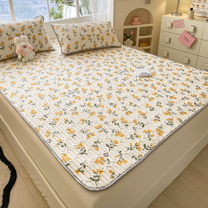 91家纺网 家纺一手货源 找家纺 金爱家 2023新款小清新凉感丝乳胶凉席三件套 花季