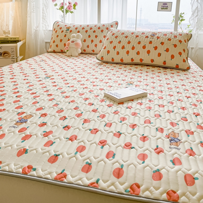 91家纺网 家纺一手货源 找家纺 金爱家 2023新款小清新凉感丝乳胶凉席三件套 橘子小熊