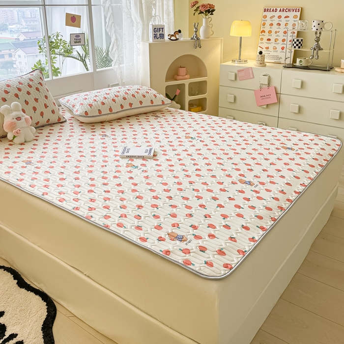 91家纺网 家纺一手货源 找家纺 金爱家 2023新款小清新凉感丝乳胶凉席三件套 橘子小熊