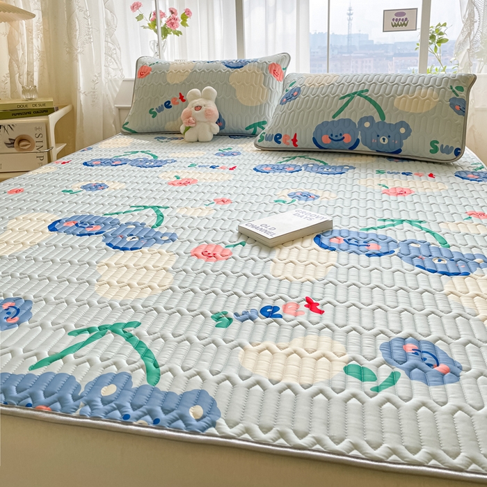 91家纺网 家纺一手货源 找家纺 金爱家 2023新款小清新凉感丝乳胶凉席三件套 微笑熊