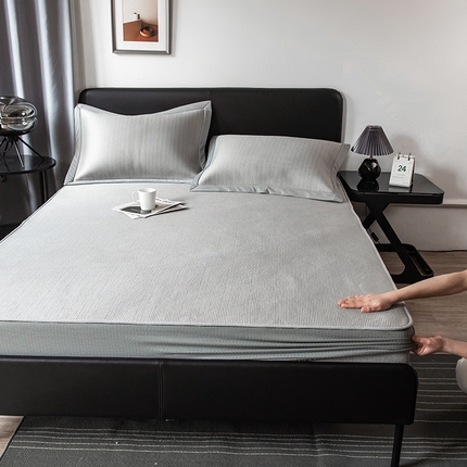 91家纺网 家纺一手货源 找家纺 鑫帝   凉感丝软凉席三件套--点点席 网布床笠 点点  灰