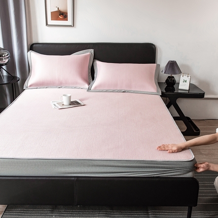 91家纺网 家纺一手货源 找家纺 鑫帝   凉感丝软凉席三件套--点点席 网布床笠点点  粉