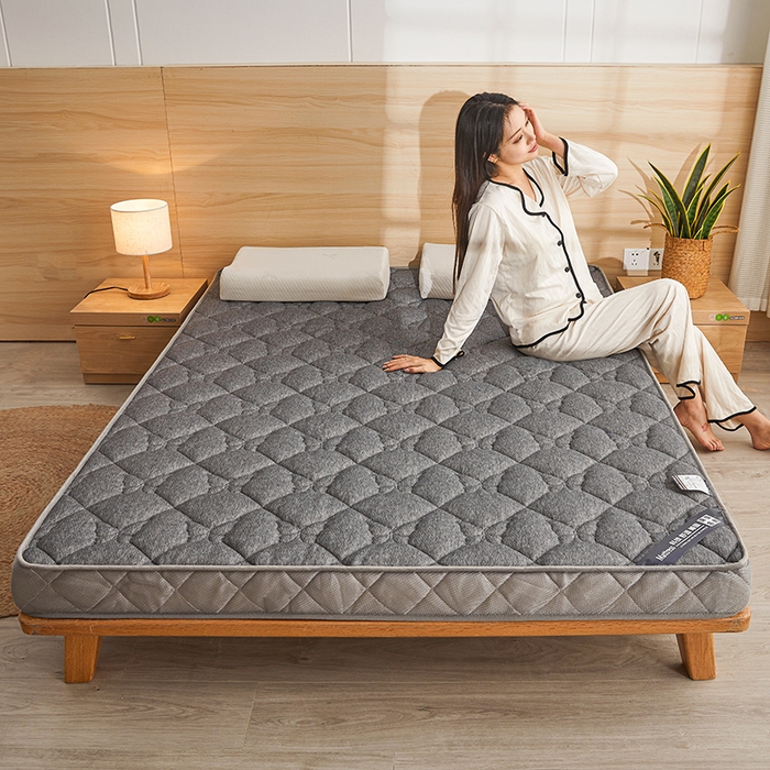 91家纺网 家纺一手货源 找家纺 欣罗兰 2023新款针织棉立体纯色床垫系列-大床款 蝶恋-灰