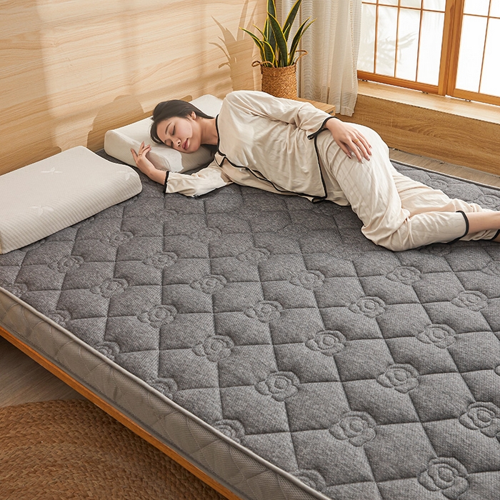 91家纺网 家纺一手货源 找家纺 欣罗兰 2023新款针织棉立体纯色床垫系列-大床款 牡丹-灰