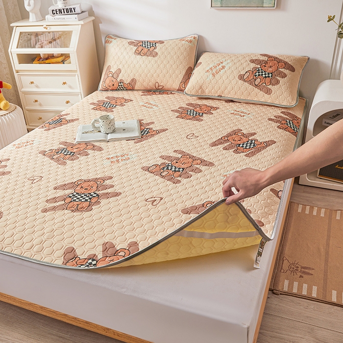 91家纺网 家纺一手货源 找家纺 小萌虎 2023新款冰丝胶质凉席-床席款 方格熊咖