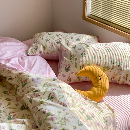 91家纺网 家纺一手货源 找家纺 六巷胡同 2023新款ins卡通系列第二波 花园兔兔