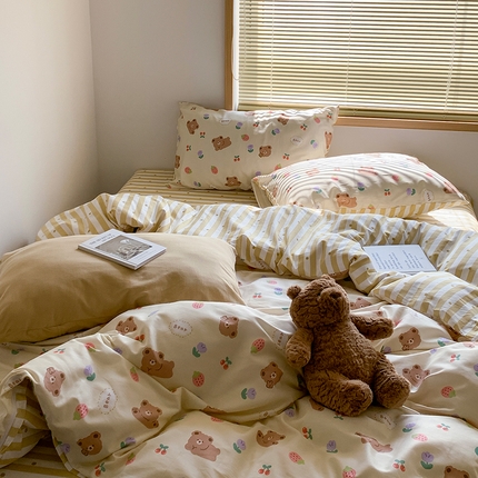 91家纺网 家纺一手货源 找家纺 六巷胡同 2023新款ins卡通系列第二波 樱桃熊熊