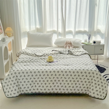 HL原创 2023新款A类牛奶针织夏凉被 清新字母