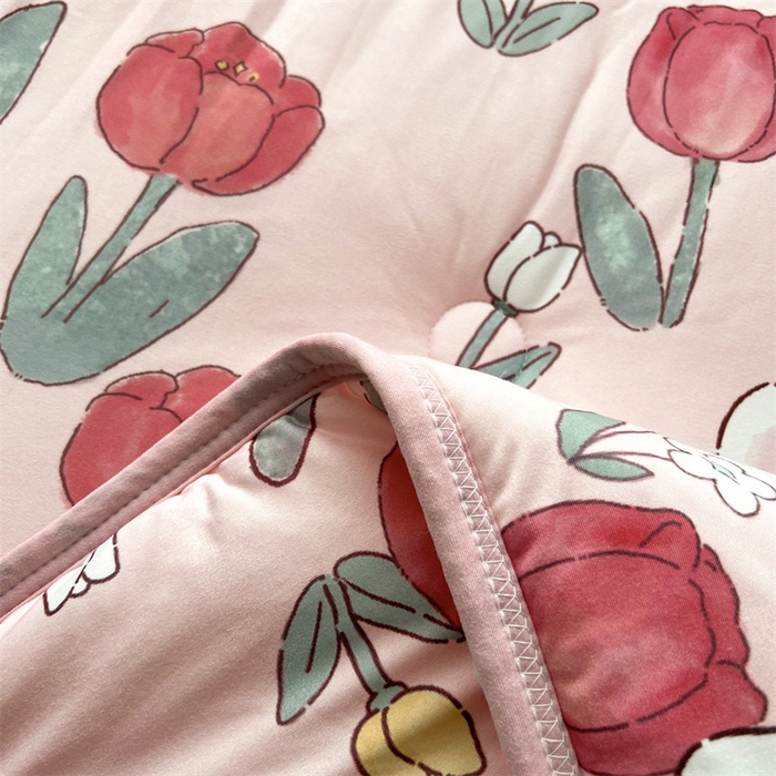 91家纺网 家纺一手货源 找家纺 HL原创 2023新款A类牛奶针织夏凉被 郁金香兔