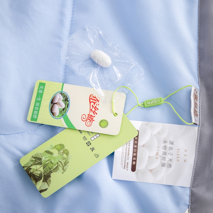 91家纺网 家纺一手货源 找家纺 被多多 2024新款蚕丝蛋白夏被 天空蓝