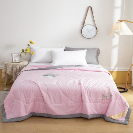 91家纺网 家纺一手货源 找家纺 （总）被多多 2024新款蚕丝蛋白夏被