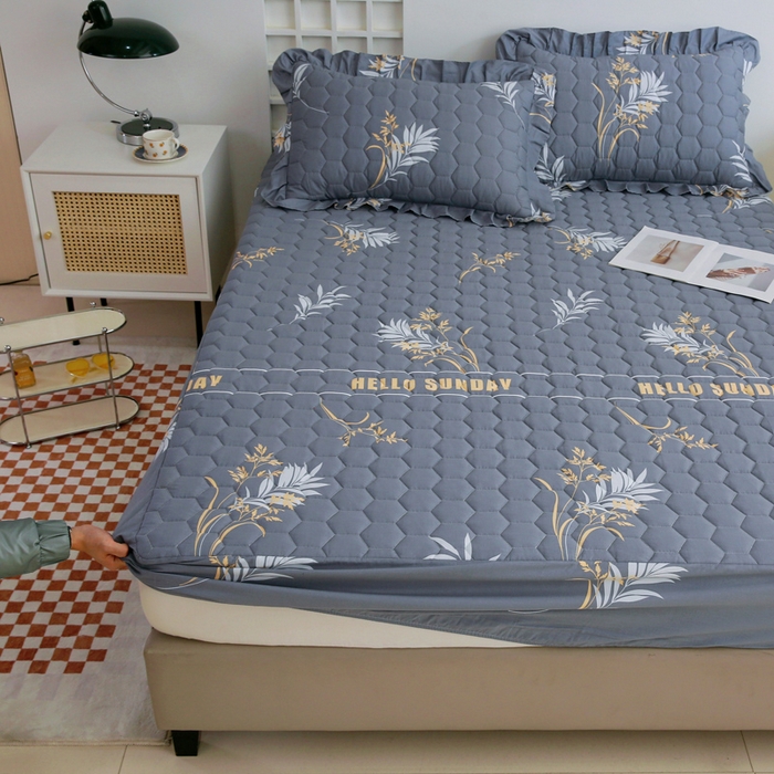 91家纺网 家纺一手货源 找家纺 情煊 2023新款全棉夹棉纯色印花床笠款(可定制尺寸) 床笠-叶之恋