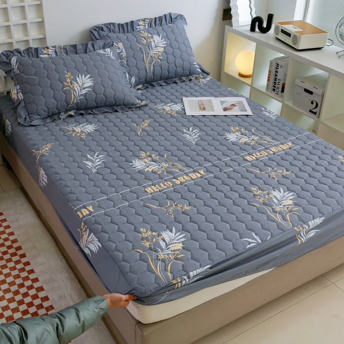 91家纺网 家纺一手货源 找家纺 情煊 2023新款全棉夹棉纯色印花床笠款(可定制尺寸) 床笠-叶之恋