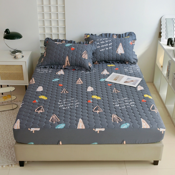 91家纺网 家纺一手货源 找家纺 情煊 2023新款全棉夹棉纯色印花床笠款(可定制尺寸) 床笠-似水流年