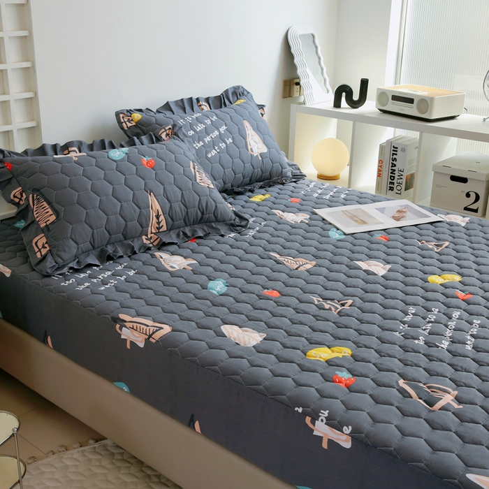 91家纺网 家纺一手货源 找家纺 情煊 2023新款全棉夹棉纯色印花床笠款(可定制尺寸) 床笠-新叶