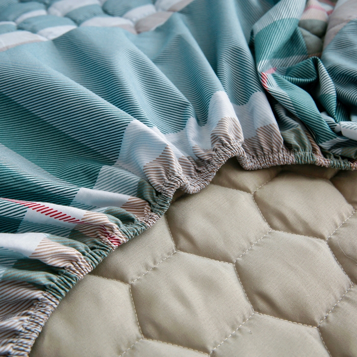 91家纺网 家纺一手货源 找家纺 情煊 2023新款全棉夹棉纯色印花床笠款(可定制尺寸) 床笠-似水流年