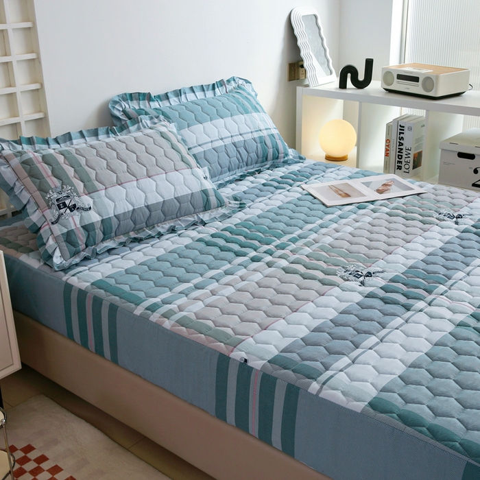 91家纺网 家纺一手货源 找家纺 情煊 2023新款全棉夹棉纯色印花床笠款(可定制尺寸) 床笠-似水流年