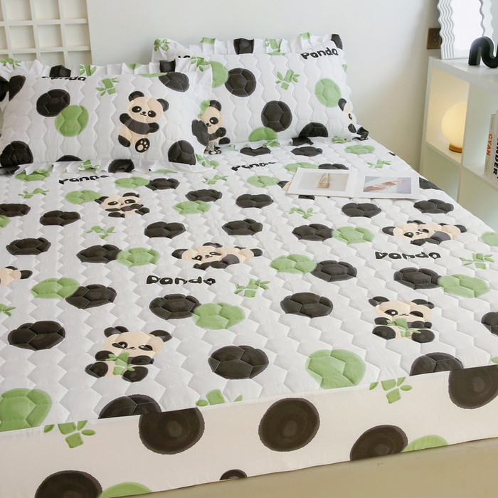 91家纺网 家纺一手货源 找家纺 情煊 2023新款全棉夹棉纯色印花床笠款(可定制尺寸) 床笠-竹林熊猫