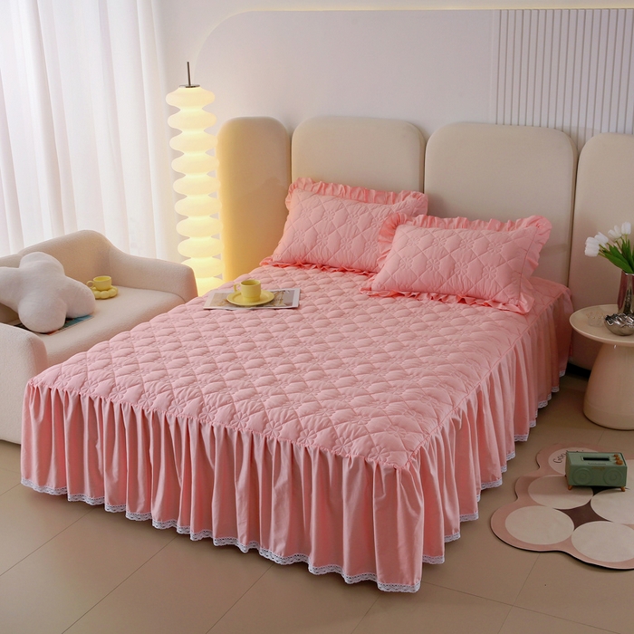 91家纺网 家纺一手货源 找家纺 情煊 2023新款全棉夹棉纯色印花床裙款(可定制尺寸) 粉玉