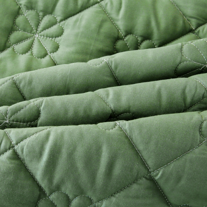 91家纺网 家纺一手货源 找家纺 情煊 2023新款全棉夹棉纯色印花床裙款(可定制尺寸) 浅绿