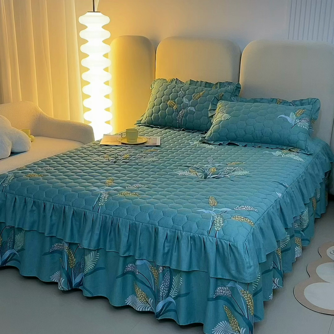 91家纺网 家纺一手货源 找家纺 情煊 2023新款全棉夹棉纯色印花床裙款(可定制尺寸) 麦之穗