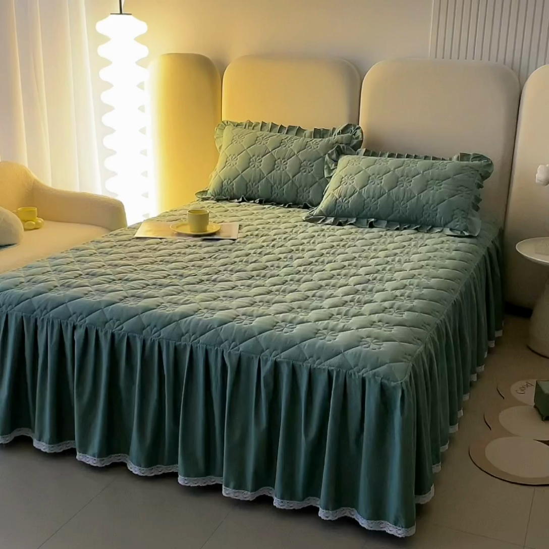 91家纺网 家纺一手货源 找家纺 情煊 2023新款全棉夹棉纯色印花床裙款(可定制尺寸) 浅绿