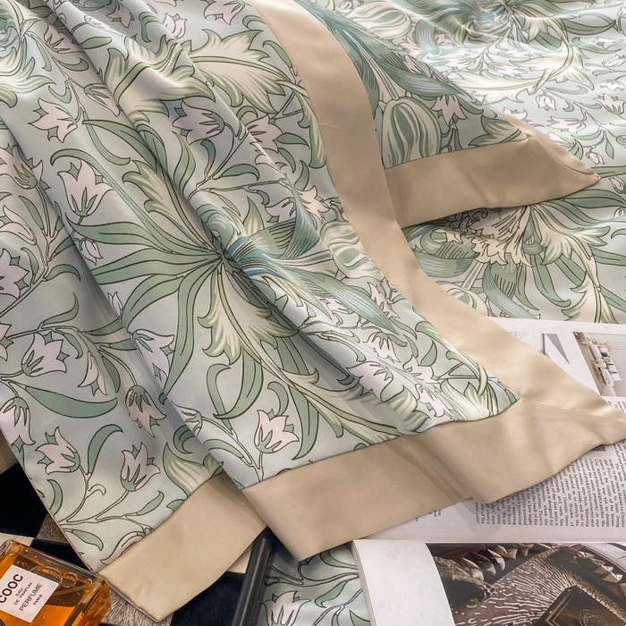 91家纺网 家纺一手货源 找家纺 棉生活 2023新款3M贡缎工艺天丝夏被四件套 洛丽塔 绿