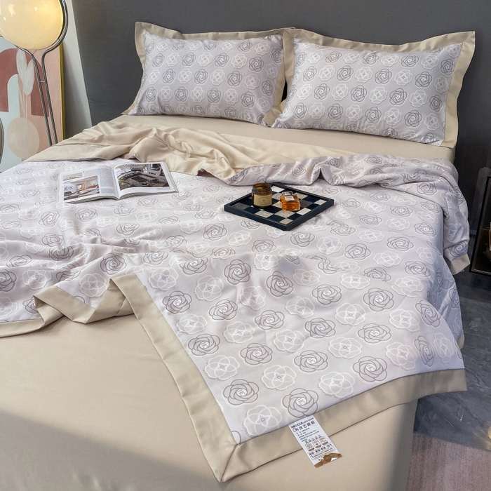 91家纺网 家纺一手货源 找家纺 棉生活 2023新款3M贡缎工艺天丝夏被四件套 温莎 灰