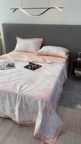 91家纺网 家纺一手货源 找家纺 棉生活 2023新款3M贡缎工艺天丝夏被四件套 洛林 粉