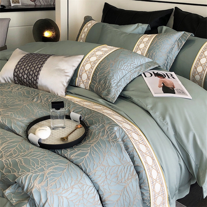 91家纺网 家纺一手货源 找家纺 罗优2025新款罗浮宫印象高精密浮雕高支长绒棉四件套金枝玉叶星海蓝