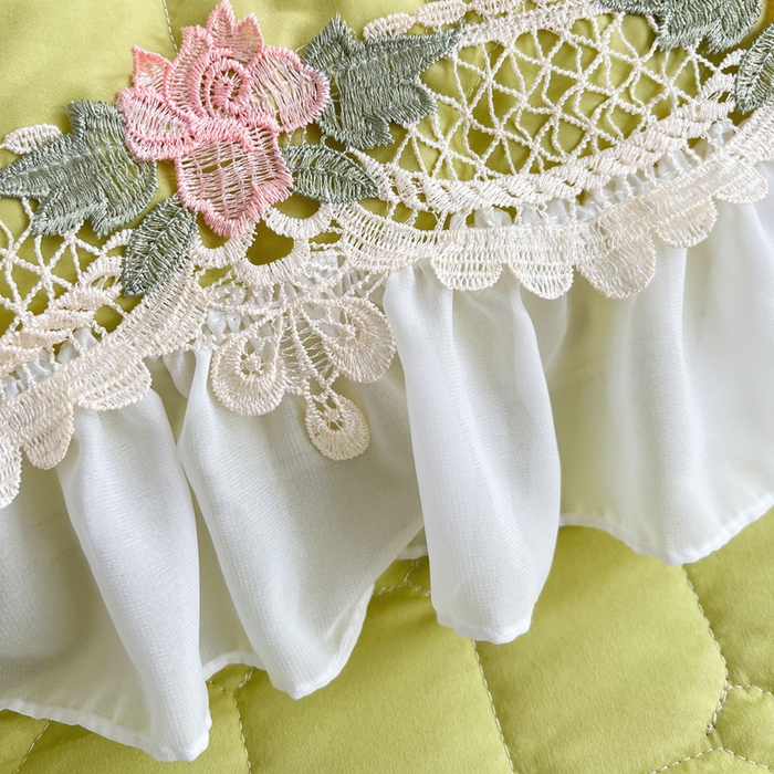 91家纺网 家纺一手货源 找家纺 罗艺轩 2024新款夹棉床裙施华洛系列三件套 施华洛-果绿