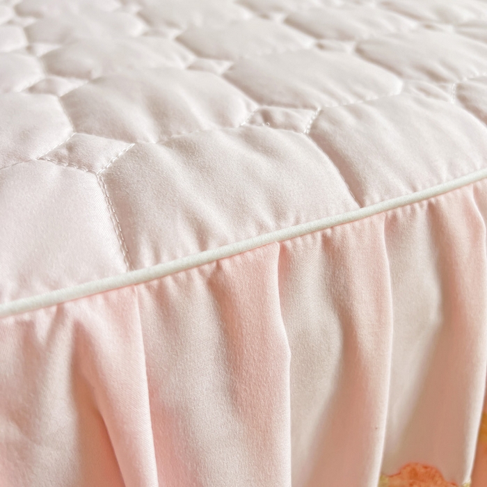 91家纺网 家纺一手货源 找家纺 罗艺轩 2024新款夹棉床裙施华洛系列三件套 施华洛-浅粉