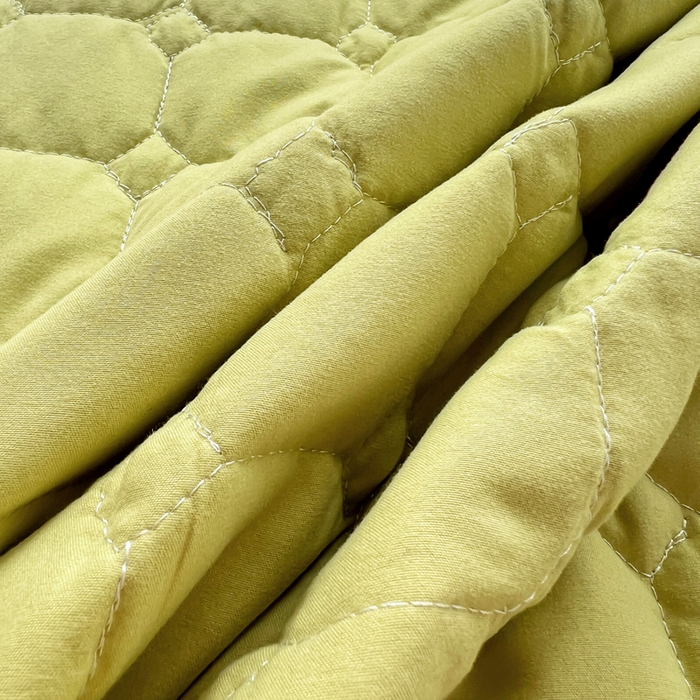 91家纺网 家纺一手货源 找家纺 罗艺轩 2024新款夹棉床裙施华洛系列三件套 施华洛-果绿